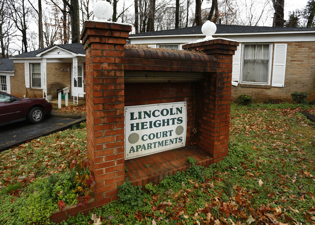 Lincoln Heights Apartments in Charlotte, NC - Building Photo - Building Photo