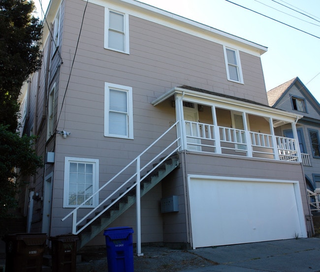 421 W Richmond Ave in Richmond, CA - Building Photo - Building Photo