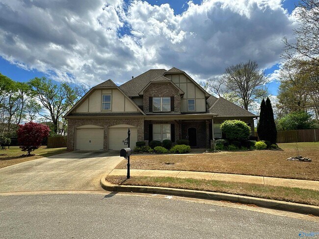 126 Windridge Way SW in Huntsville, AL - Building Photo - Building Photo