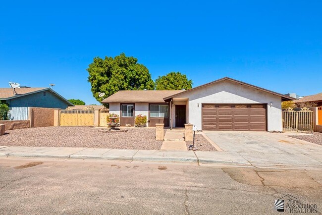 property at 4632 W 19th Ln