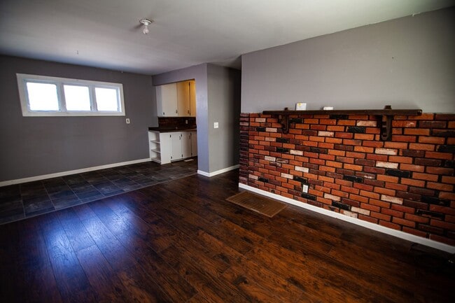 1928 Santa Fe S in Wichita, KS - Building Photo - Building Photo