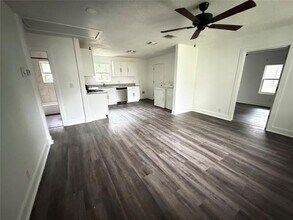 4312 Lorin Ave in Fort Worth, TX - Building Photo - Building Photo