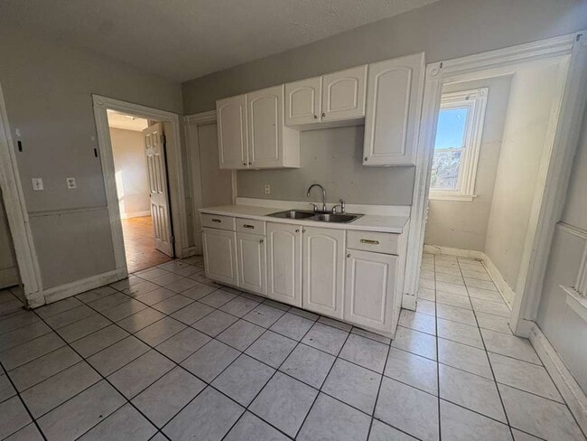 269 Norton St, Unit 1B