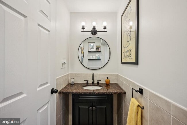 property at 330 W George St