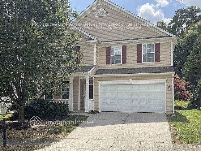 property at 3013 Saphire Ln