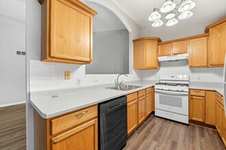 1275 Penny Ln in Dekalb, IL - Building Photo - Building Photo