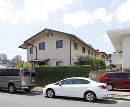 2030 Fern St in Honolulu, HI - Building Photo - Building Photo