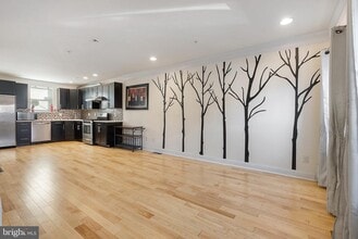 1347 S 20th St in Philadelphia, PA - Foto de edificio - Building Photo
