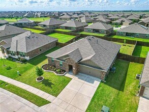 312 Duke Ct in Fate, TX - Building Photo - Building Photo