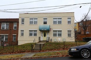 2609 30th St SE in Washington, DC - Building Photo