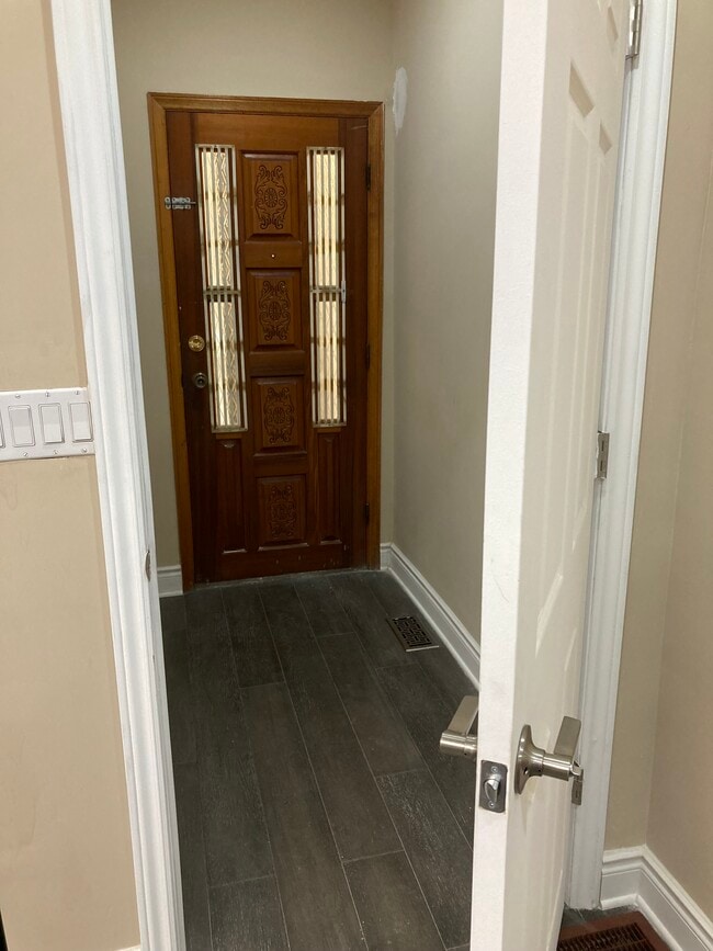 1203 Dufferin St in Toronto, ON - Building Photo - Building Photo