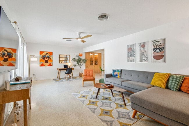 3415 Fair Oaks Pl, Unit SI FL1-ID1590885P