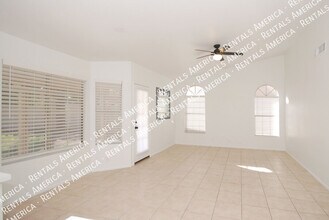6769 W Tonto Dr in Glendale, AZ - Building Photo - Building Photo