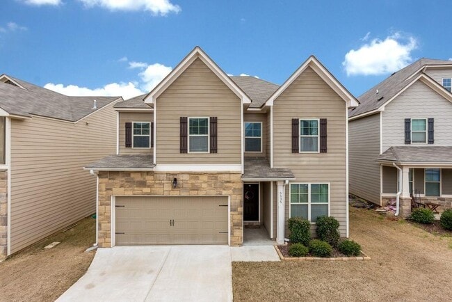 property at 5535 Rialto Way
