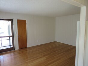 4825 Crystal St in Capitola, CA - Building Photo - Building Photo