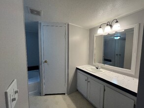 764 Wilson Dr in Towanda, KS - Building Photo - Building Photo