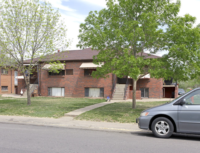 1966 Beeler St in Aurora, CO - Building Photo - Building Photo