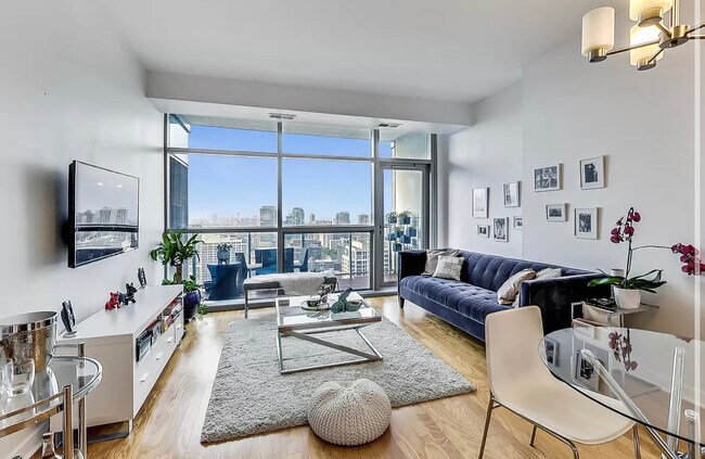 property at 303 W Ohio St
