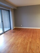 1931 N Cleveland St, Unit 408 in Arlington, VA - Foto de edificio - Building Photo