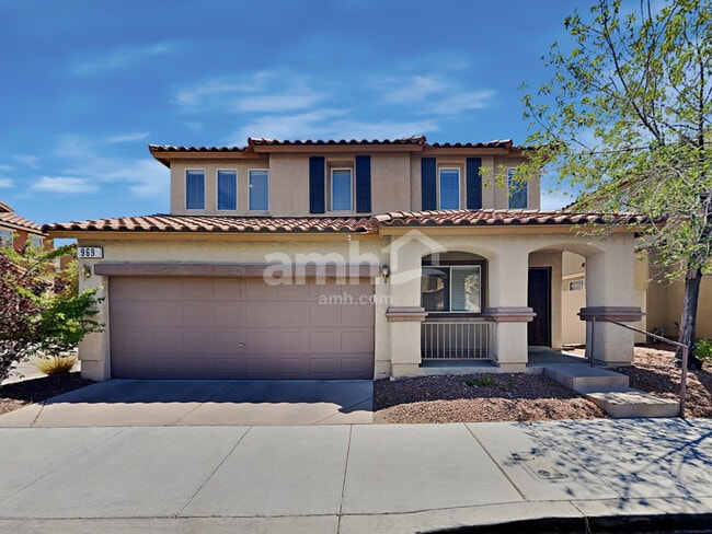 property at 969 Medina de Leon Ave