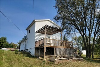1950 Metz Ave in Oregon, OH - Building Photo - Building Photo