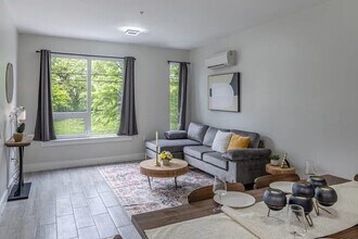 130 Ellis Ave in Irvington, NJ - Foto de edificio - Building Photo