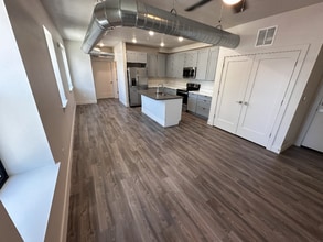 606 W North Temple St in Salt Lake City, UT - Building Photo - Building Photo