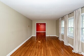 2374 Erskine Ave in Charleston, SC - Building Photo - Building Photo