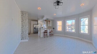 75 Richardson St in Bridgeport, CT - Building Photo