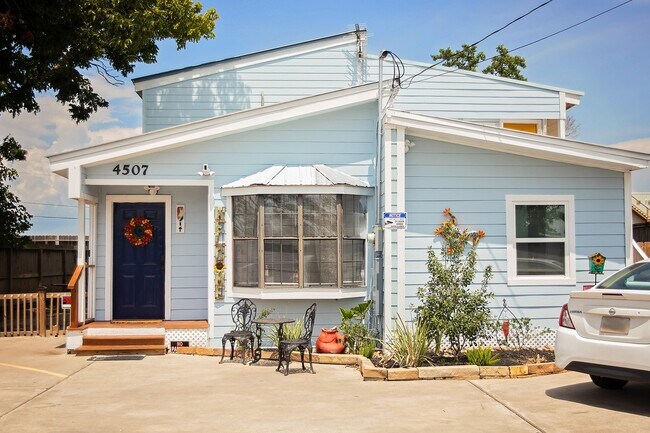 property at 4507 W Bayshore Dr