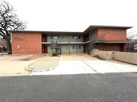 1407 W 39th 1/2 St in Austin, TX - Building Photo