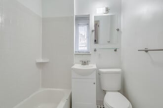 331 S 18th St in Philadelphia, PA - Building Photo - Building Photo