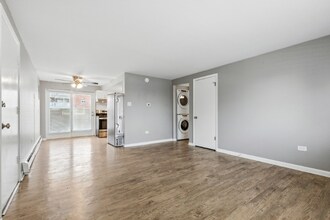 10760 W 8th Ave in Lakewood, CO - Building Photo - Building Photo