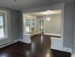 43 West St in Bristol, CT - Building Photo - Building Photo