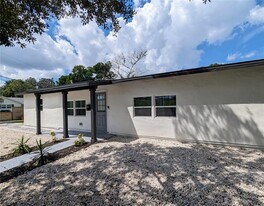 3200 22nd St N in St. Petersburg, FL - Building Photo
