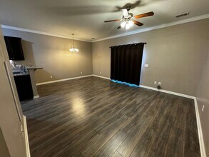 75 Walker Ct in Richmond Hill, GA - Building Photo - Building Photo