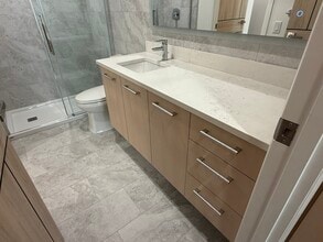 630 Boynton Pl in Kelowna, BC - Building Photo - Building Photo