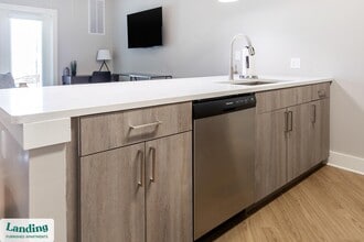 10800 Colonial Gtwy Dr, Unit 1-108 in Ft. Myers, FL - Building Photo - Building Photo