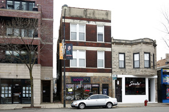 1927 W Chicago Ave in Chicago, IL - Building Photo - Building Photo