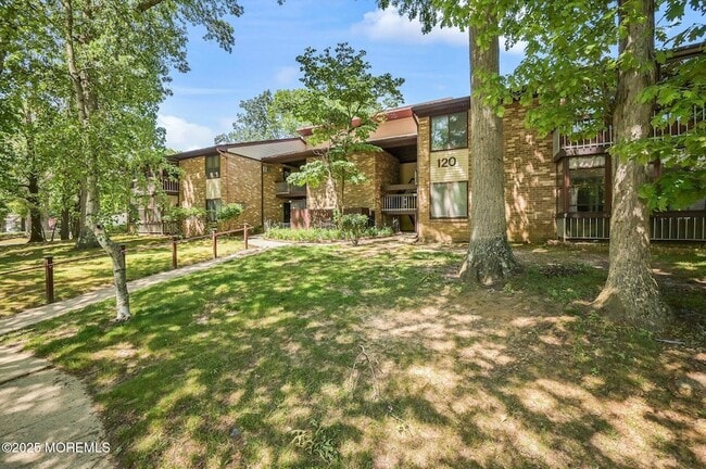 property at 120 Amberly Dr