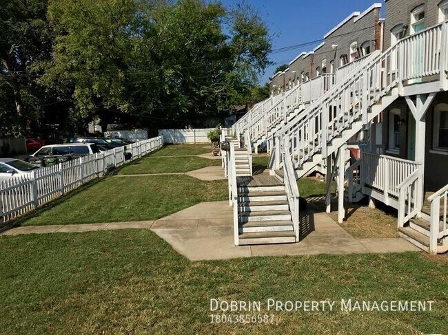 1923 Lakeview Ave, Unit 2 in Richmond, VA - Building Photo - Building Photo