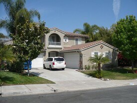 1065 Camino Miel in Chula Vista, CA - Building Photo