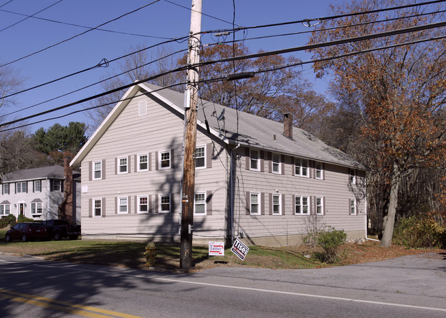 561 Essex Ave in Gloucester, MA - Building Photo - Building Photo