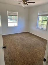 157 Private Rd 2007 in Gilmer, TX - Foto de edificio - Building Photo