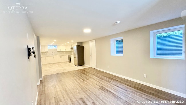 property at 2-288 Windsor St
