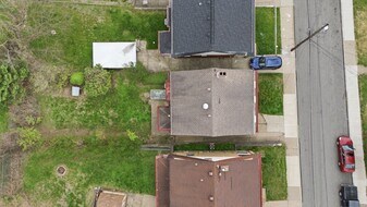 107 Catskill Ave in Pittsburgh, PA - Building Photo