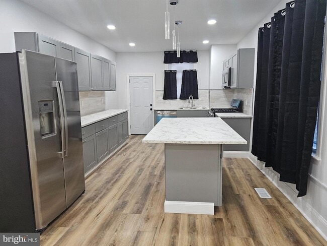 3270 N Marston St in Philadelphia, PA - Building Photo - Building Photo