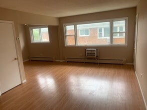 239 Northway Park Rd in Machesney Park, IL - Building Photo - Building Photo