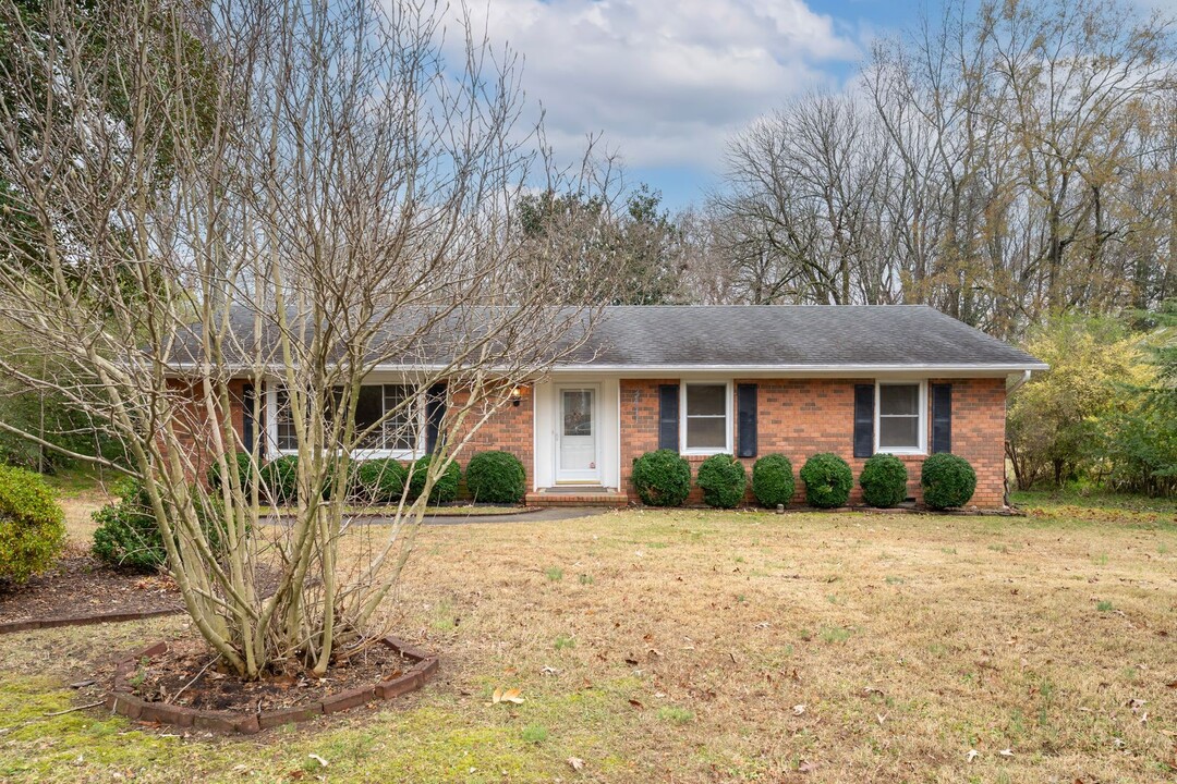 3411 Marquis Dr in Durham, NC - Building Photo