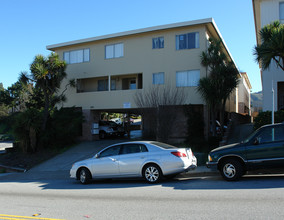 1505 Sullivan Ave in Daly City, CA - Building Photo - Building Photo